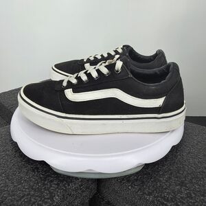 Vans Ward Women's 7 Black White Low Top Skate Shoes Canvas